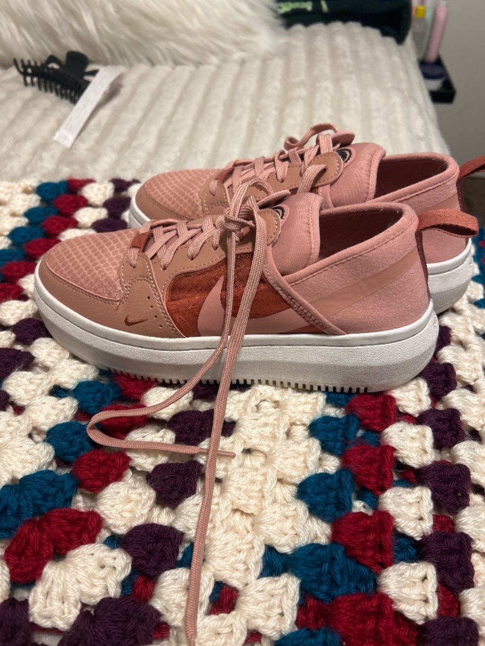 Pink Nike Air Force’s